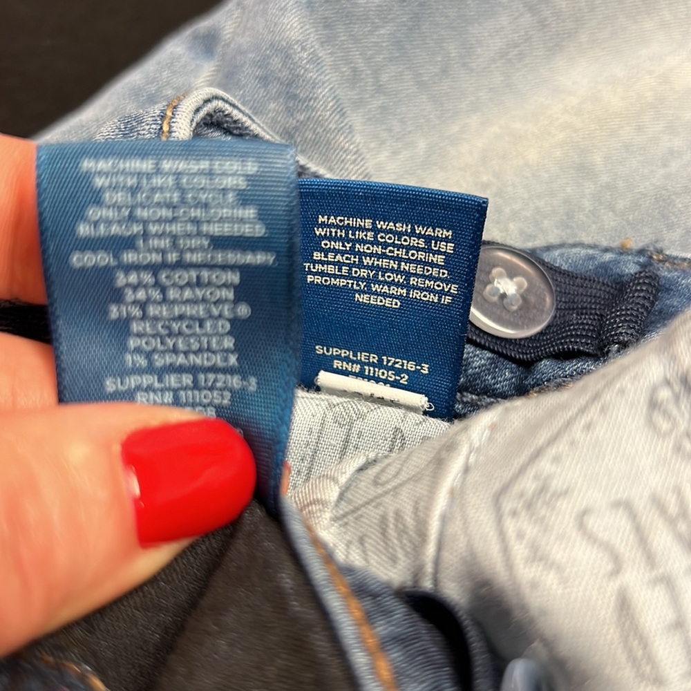 Jean Bundle - Picture 7 of 7